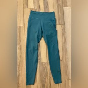 Nike leggings